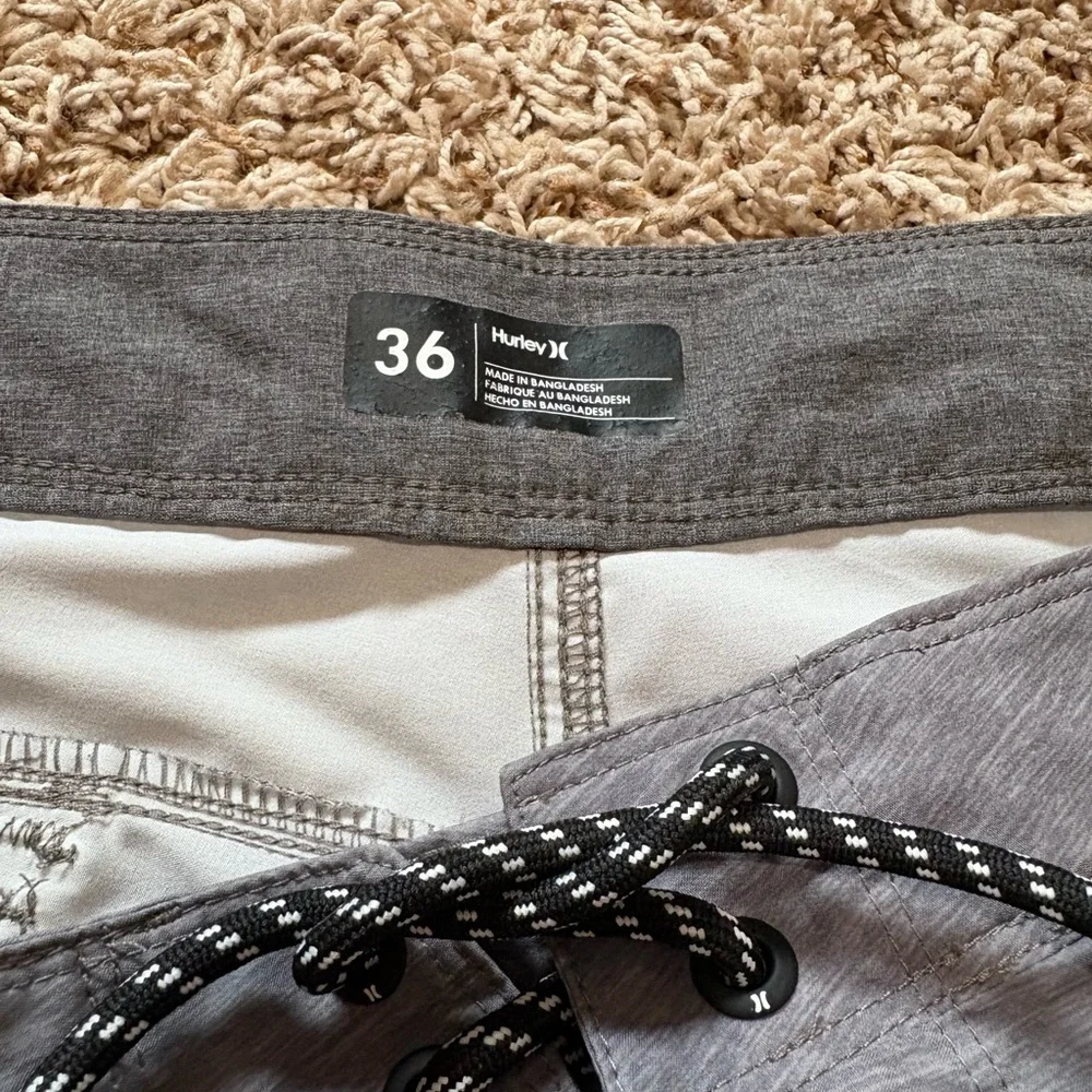 Hurley Color block Board shorts Black and Gray Mens size 36